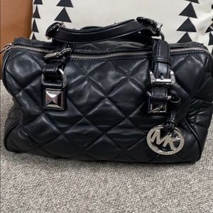Micheal Kors black purse